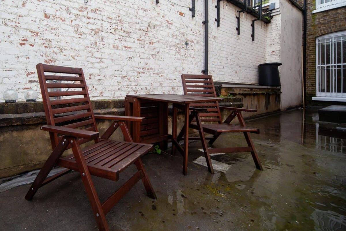 Lovely 2 Bedroom Apartment In Tooting Londres Exterior foto